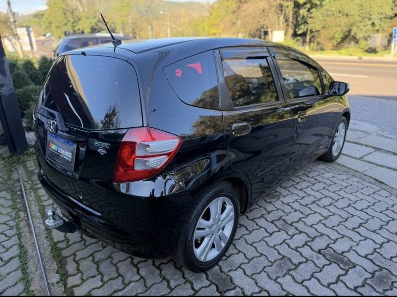 HONDA - FIT - 2008/2009 - Preta - R$ 43.500,00