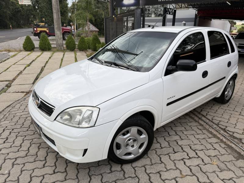 CHEVROLET - CORSA - 2008/2009 - Branca - R$ 28.900,00