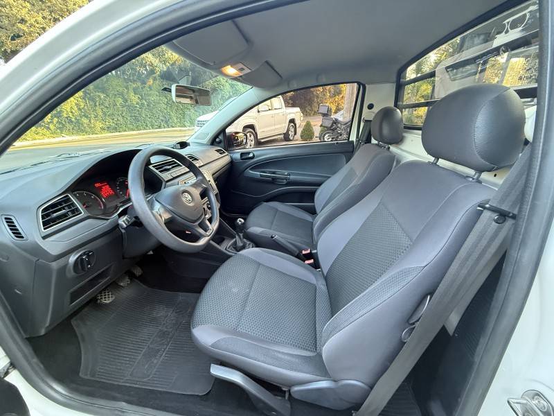 VOLKSWAGEN - SAVEIRO - 2019/2020 - Branca - R$ 61.900,00