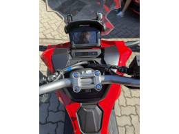 HONDA - ADV 150 - 2022/2023 - Vermelha - R$ 24.900,00