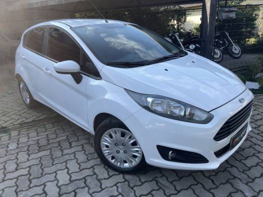 FORD - FIESTA - 2016/2016 - Branca - R$ 48.500,00