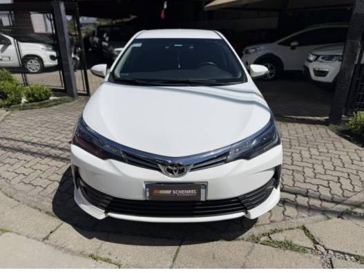 TOYOTA - COROLLA - 2018/2018 - Branca - R$ 105.900,00