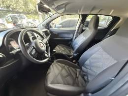FIAT - MOBI - 2017/2018 - Branca - R$ 49.900,00