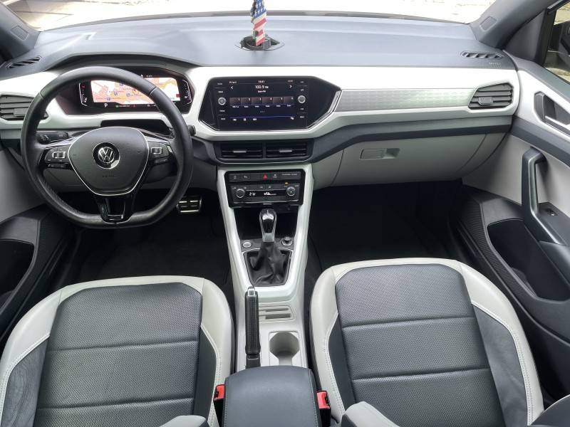 VOLKSWAGEN - T-CROSS - 2019/2020 - Branca - R$ 113.000,00