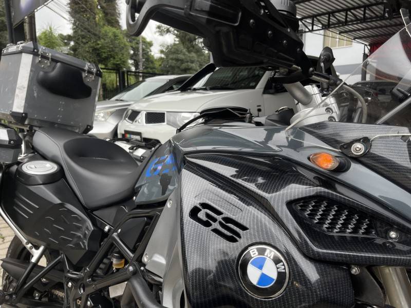 BMW - F 800 - 2017/2017 - Cinza - R$ 55.000,00