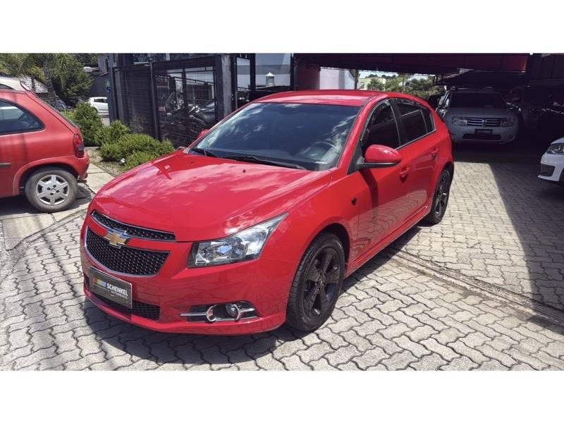 CHEVROLET - CRUZE - 2013/2014 - Vermelha - R$ 65.000,00