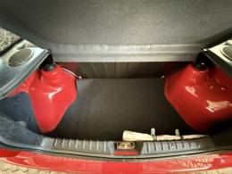 VOLKSWAGEN - GOL - 1997/1998 - Vermelha - R$ 35.000,00